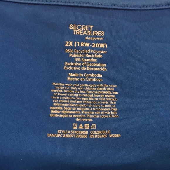 Cute Secret Treasures long sleeved blue crewneck polar bear top (2X) - Picture 10 of 12